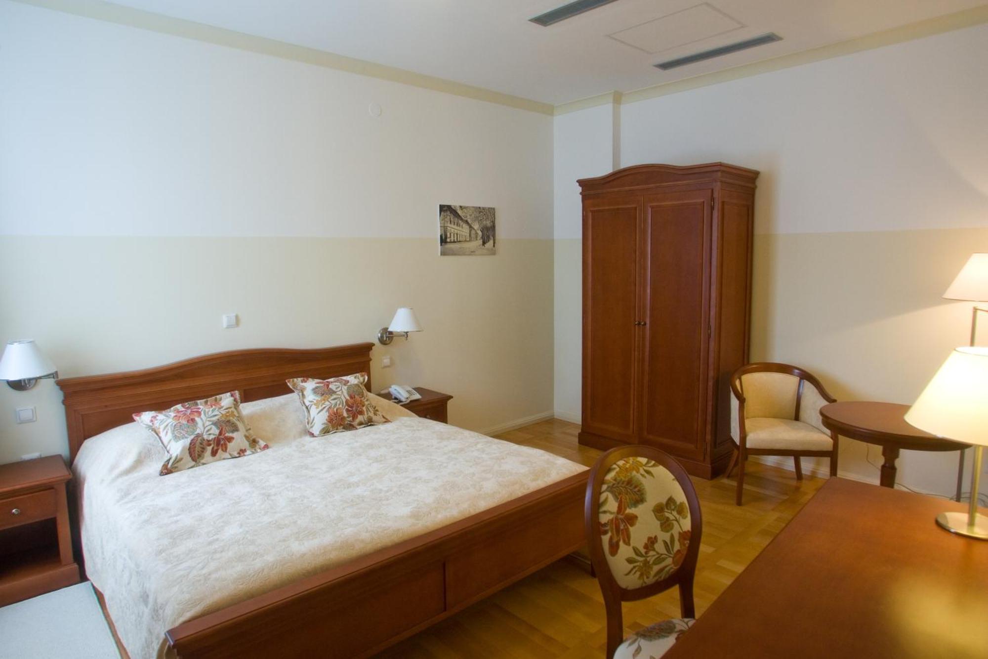 Heritage Hotel Frankopan Ogulin Exteriér fotografie